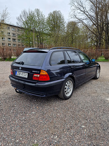 BMW 320d 110kw мануал (4 фото из 10)