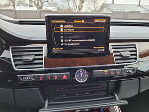 Audi a8 4.0 tfsi (6 foto / 10)