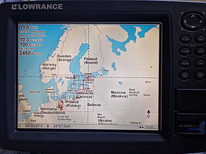 Lowrance 9200c +radar lra1000 (5 foto / 9)