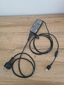 Lenovo ThinkPad Yoga S1 (6 foto / 6)