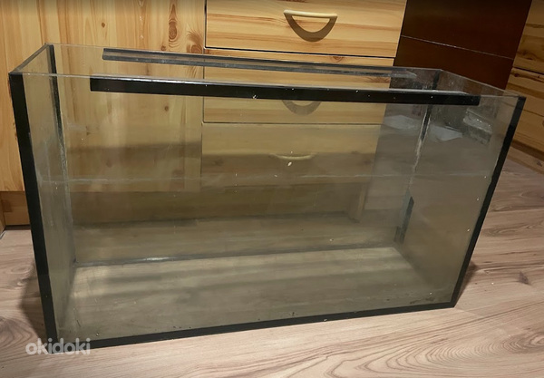 Akvaarium 90L