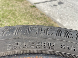 Goodyear 205/55/R16 (3 фото из 5)