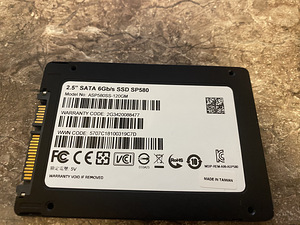 SSD Adata SP580 120GB (2 foto / 3)