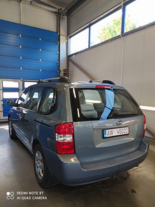 Kia Carnival (2 фото из 9)