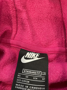 NIKE kapuuts (fliis) Pikkus 122-128 (2 foto / 3)