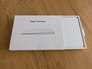 Apple Magic Trackpad 2 (A1535) — Серебристый (1 фото из 6)