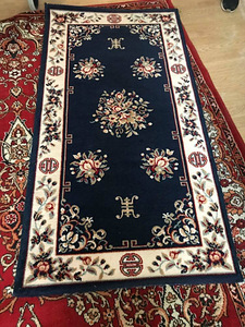 Kaks sinist villast vaipa 150 x 80 cm (2 foto / 2)