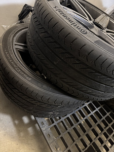 Диски и шины Mercedes (2 фото из 6)