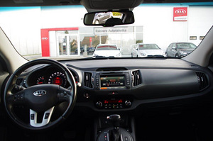 Kia Sportage 2.0 135kW (7 foto / 11)