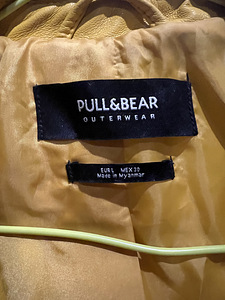Как новое, куртка Pull&Bear размера M (3 фото из 3)