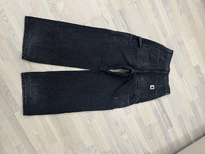 Carhartt püksid M (2 foto / 3)