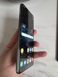 Samsung Galaxy S20 (6 foto / 9)