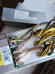 Antminer D3 19.3 GH/s X11 ASIC Dash Miner (2 foto / 3)