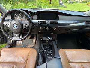 BMW e60 530xd LCI 2007 173kw (7 foto / 11)