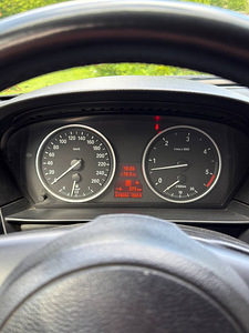 BMW e60 530xd LCI 2007 173kw (9 foto / 11)