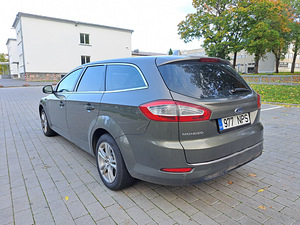 Ford Mondeo 2.0 103kW (3 foto / 8)