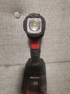 Metabo фонарик (4 фото из 6)