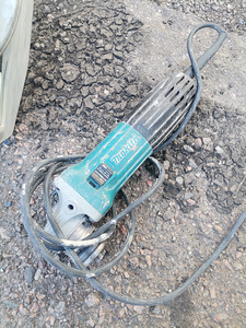 Makita (4 foto / 5)