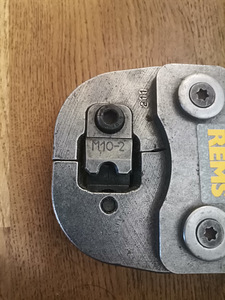 Rems tihvtide tangid (2 foto / 2)