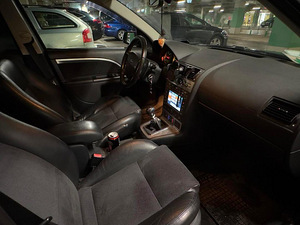 Ford Mondeo 2.2 Duratorg (10 foto / 12)