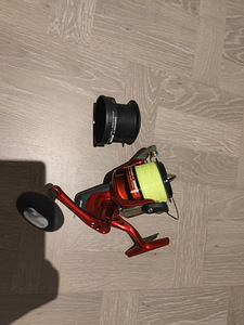 Okuma Black wave surf 4.20 + Okuma distance v2 (1 foto / 3)
