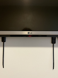 LG телевизор 49 дюймов (3 фото из 3)