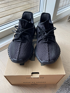 Yeezy Boost 350 V2 Onyx 38 (5 foto / 5)