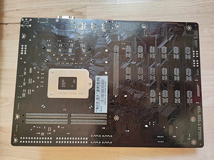 TB360-BTC PRO 2.0 Ver. 6 LGA 1151 + I5-8400T (3 фото из 4)