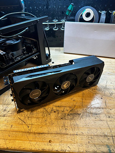 AORUS Nvidia RTX 3060 Ti 8GB (5 foto / 7)