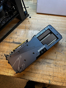 AORUS Nvidia RTX 3060 Ti 8GB (7 foto / 7)