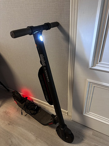 Электросамокат Segway Ninebot ES с дополнительным аккумулятором (7 фото из 9)