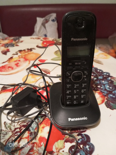 Продаю настольный беспроводный телефон Panasonic (фото #2)