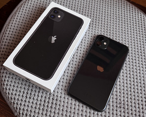 iPhone 11 128GB (3 фото из 5)