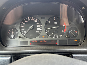 BMW 530 135kw+chip 180kw (4 foto / 13)