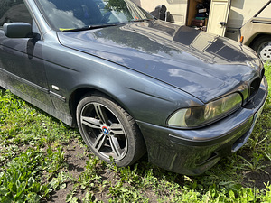 BMW 530 135kw+chip 180kw (11 foto / 13)