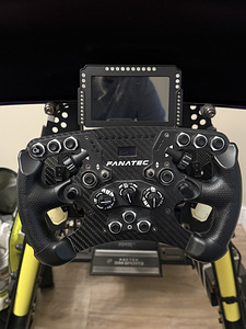 Fanatec ClubSport Steering Wheel Formula V2.5 (2 foto / 5)