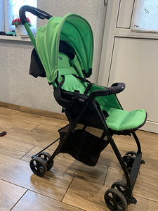 Детская летняя прогулочная коляска chicco (2 фото из 2)