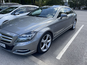 Mersedec-Benz CLS 350 (2 foto / 9)