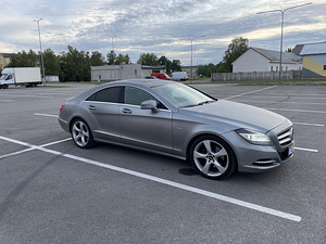 Mersedec-Benz CLS 350 (4 foto / 9)