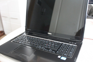 Ноутбук Dell Inspiron 7110 17'' (1 фото из 10)