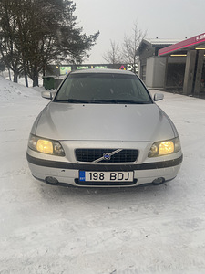 Volvo s60, 2005, ATM, 2,4D, 120kw (4 foto / 7)