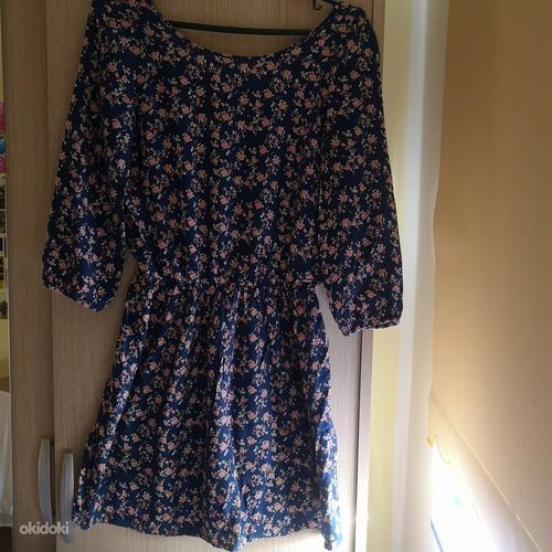 Модное платье с цветочным принтом на лето (фото #1)