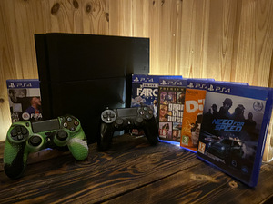Продается Playstation 4 500gb (1 фото из 1)