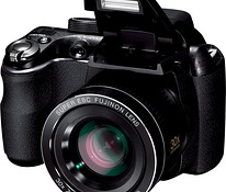 FujiFilm FinePix S4000, 14 MP, 30 x zoom, kott