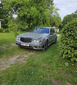 Mercedes-Benz w211 (2 foto / 5)
