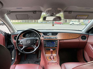 Mercedes-benz CLS-320 (3 foto / 3)