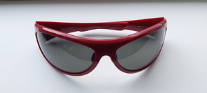 Солнцезащитные очки Giorgio Armani красные