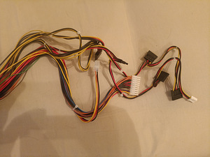 Müün 450W toiteplokki (2 foto / 2)