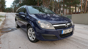 Opel Astra Station Wagon (2 foto / 10)