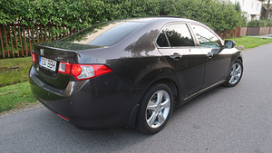 Honda Accord Executive RESTYLE (3 foto / 15)